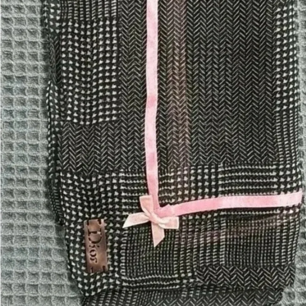 CHRISTIAN DIOR 55 SCARF 0113
